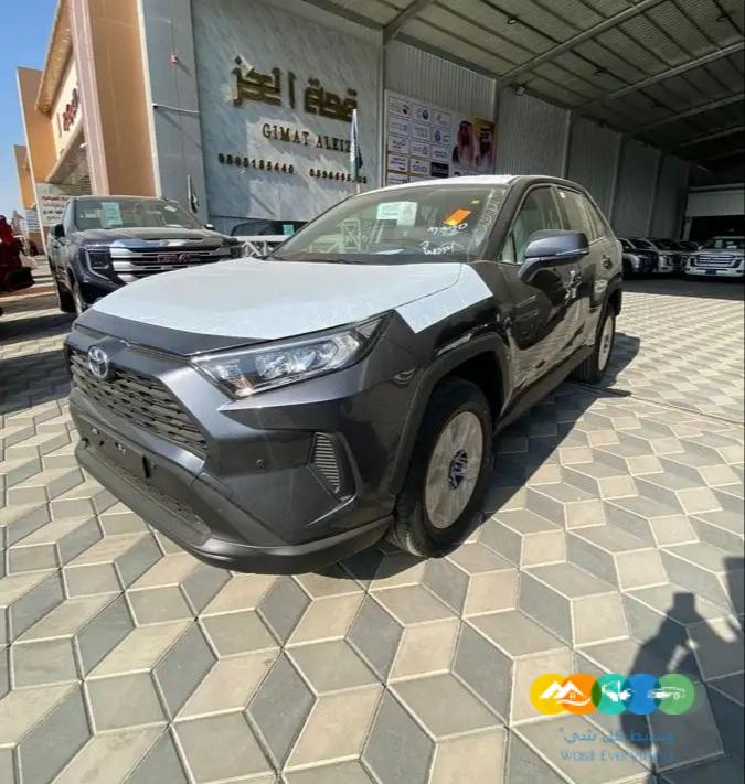 تويوتا راف فور – استاندر LE – بنزين – دبل