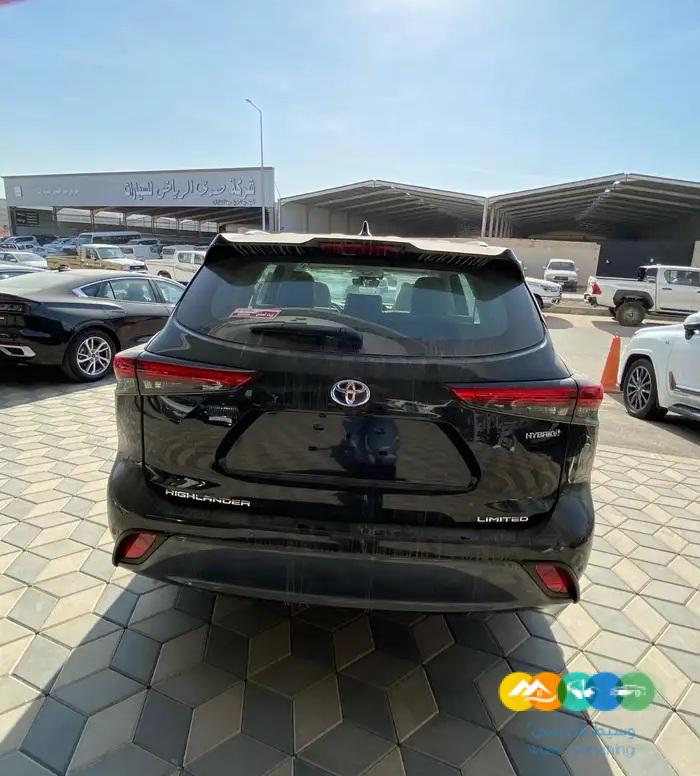 تويوتا هايلاندر LTD هايبرد دفع رباعي 2023