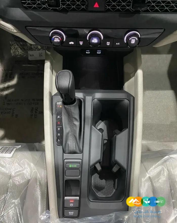 هوندا اكورد 2023 LX ستاندرد .بأقل الأسعار