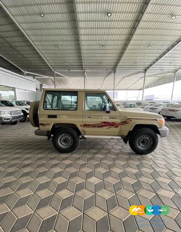 لاندكروزر جيب ربع فل سلق ونش بنزين 2023 سعودي