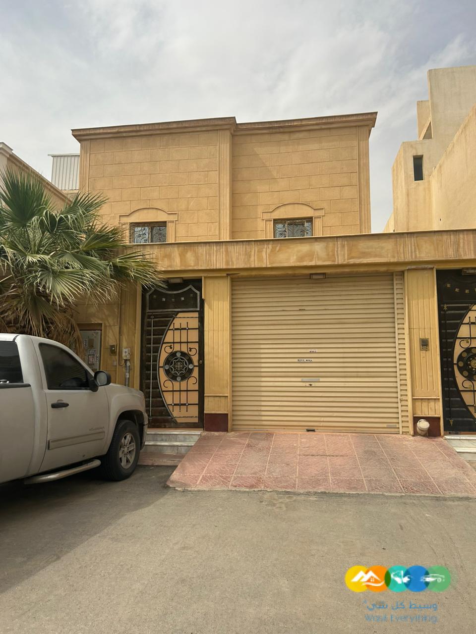 للبيع فيلا مساحة 360 حي قرطبه