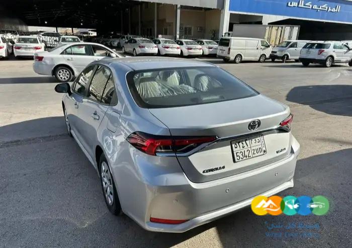 كرولا 2021 مخزن نضيف جدآ