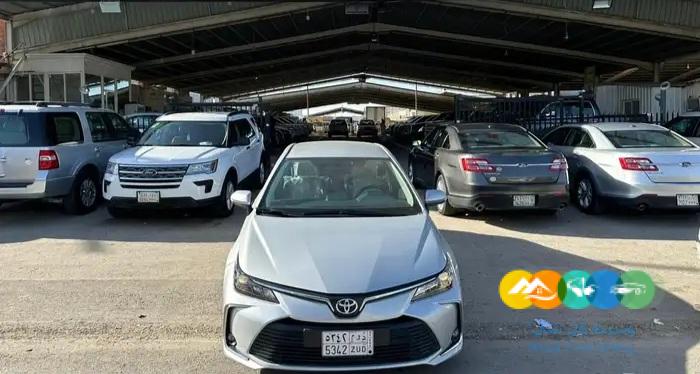 كرولا 2021 مخزن نضيف جدآ