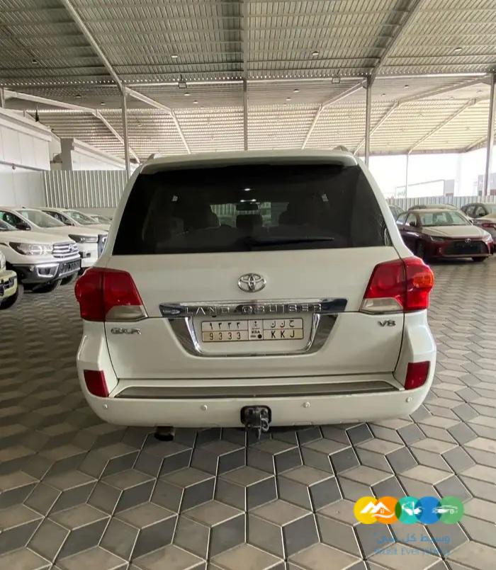 لاندكروزر – جي اكس ار – خليجي – 2013