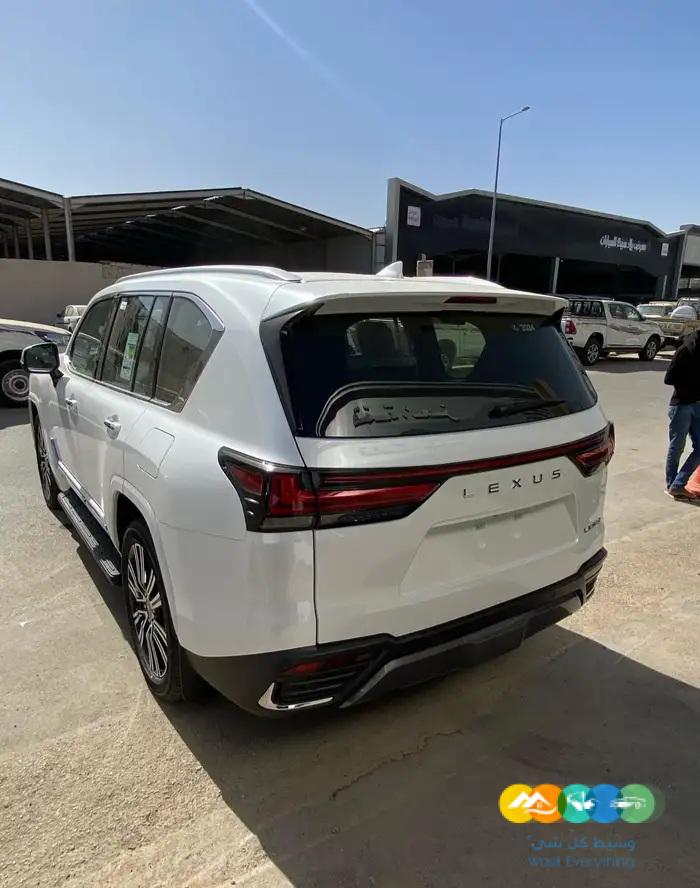 لكزس BB – LX600 – ابيض – خليجي – 2024