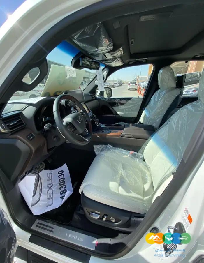 لكزس BB – LX600 – ابيض – خليجي – 2024