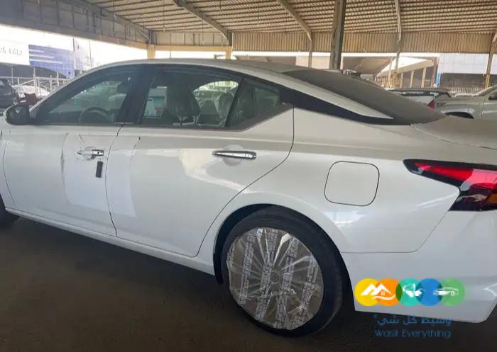 نيسان التيما SV 2023 نص فل بالنقد والتقسيط