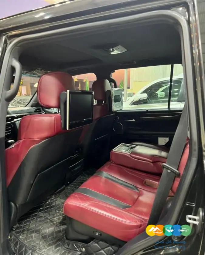 لكزس – LX570 – 2018 – معدل 2021 بلاك اديشن