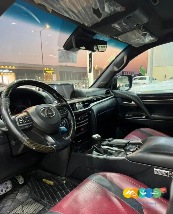 لكزس – LX570 – 2018 – معدل 2021 بلاك اديشن