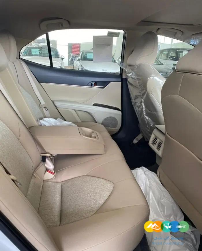 تويوتا كامري GLE 2024 سعودي اصفار