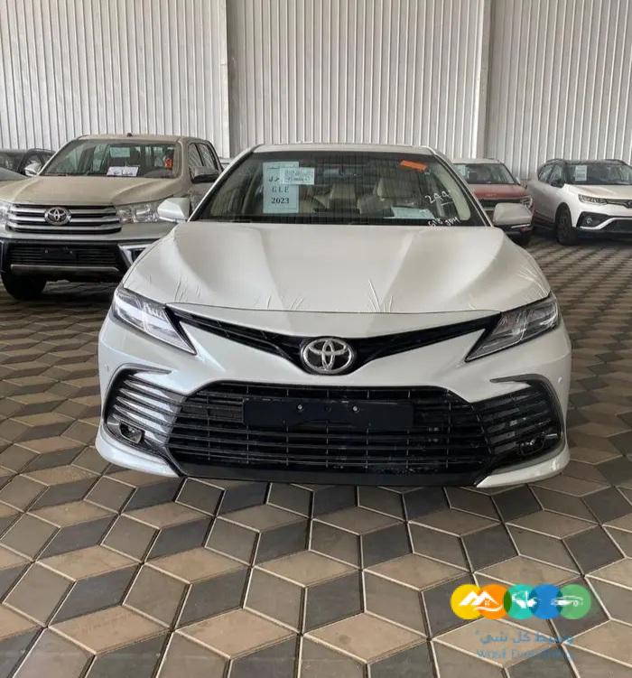 تويوتا كامري GLE 2024 سعودي اصفار