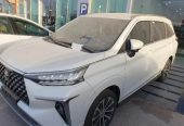 تويوتا فولز كروس اوفر ابيض لؤلؤي 2023 اصفار