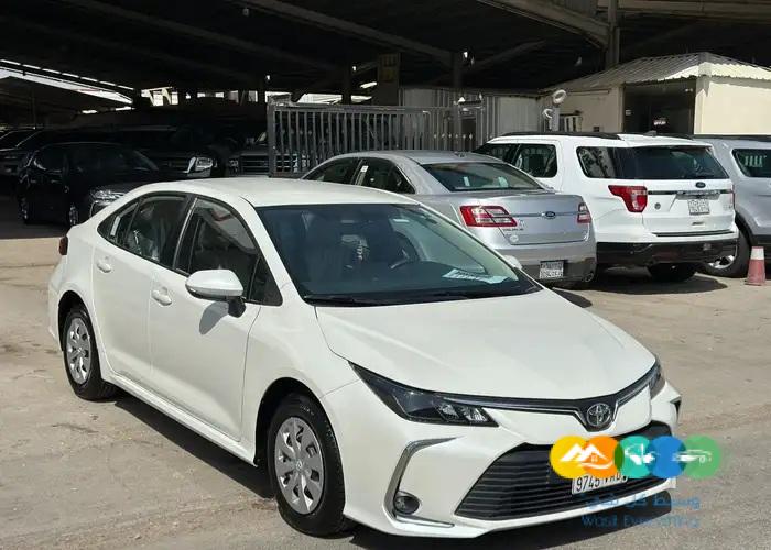 كورولا مخزن ممشى قليل نضيف جدآ _ تم البيع