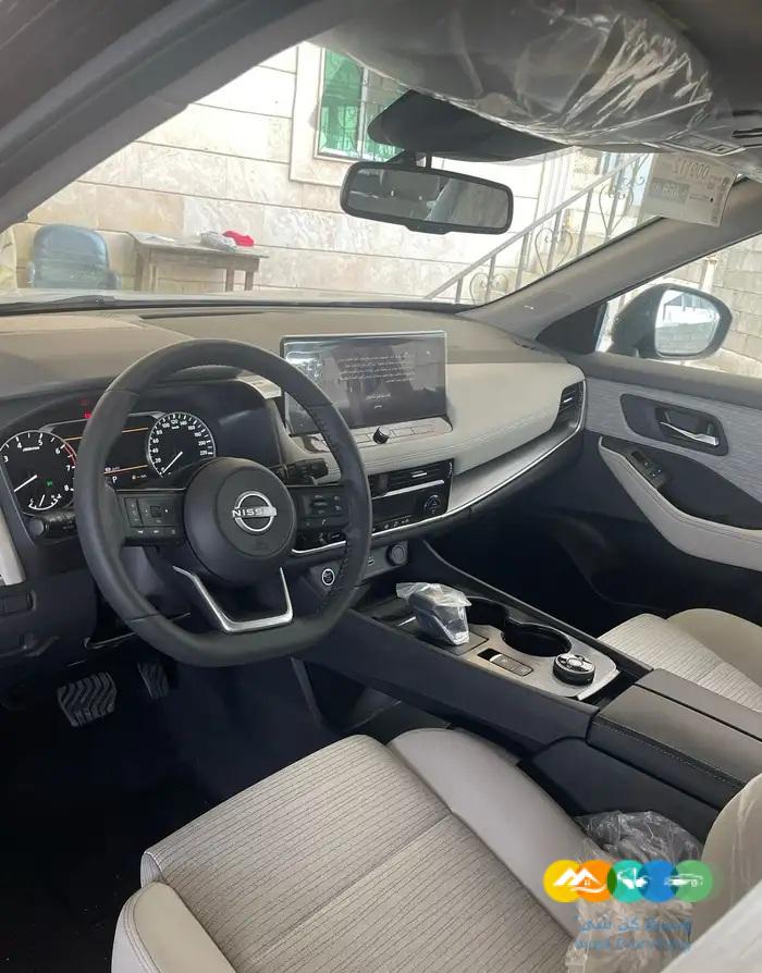 نيسان أكس تريل 2023 plus SV بالنقد والتقسيط