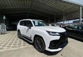 لكزس LX600 – اف سبورت – مستعمل 2024