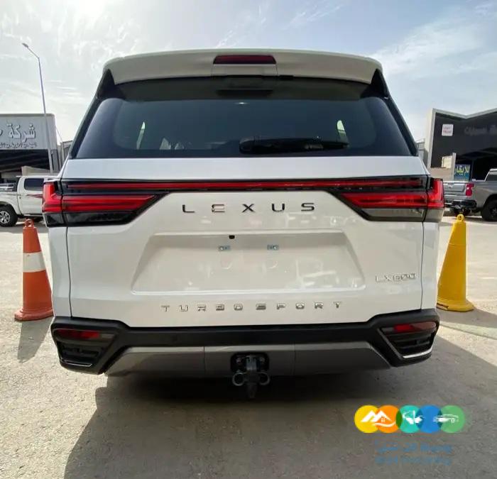 لكزس LX600 – بريمي – ابيض داخل جملي