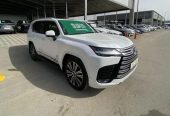 لكزس LX600 – بريمي – ابيض داخل جملي