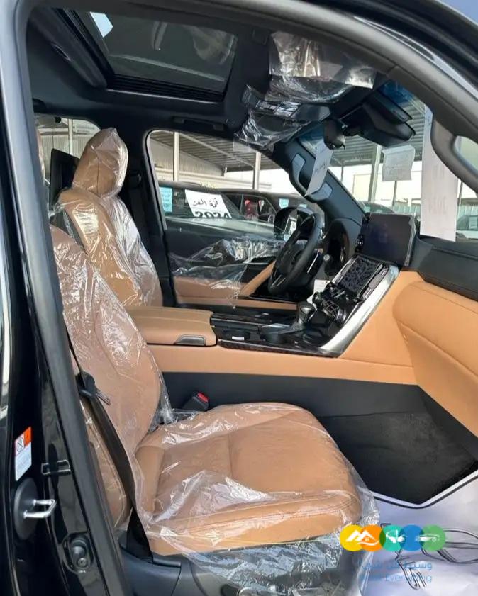 لكزس LX600 بريمي داخل جملي 2024 اصفار