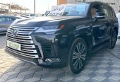 لكزس LX600 بريمي داخل جملي 2024 اصفار