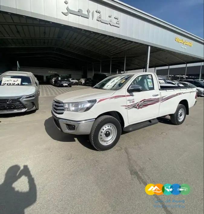 هايلوكس غماره – ديزل 2.4 -قير عادي GLX – دبل