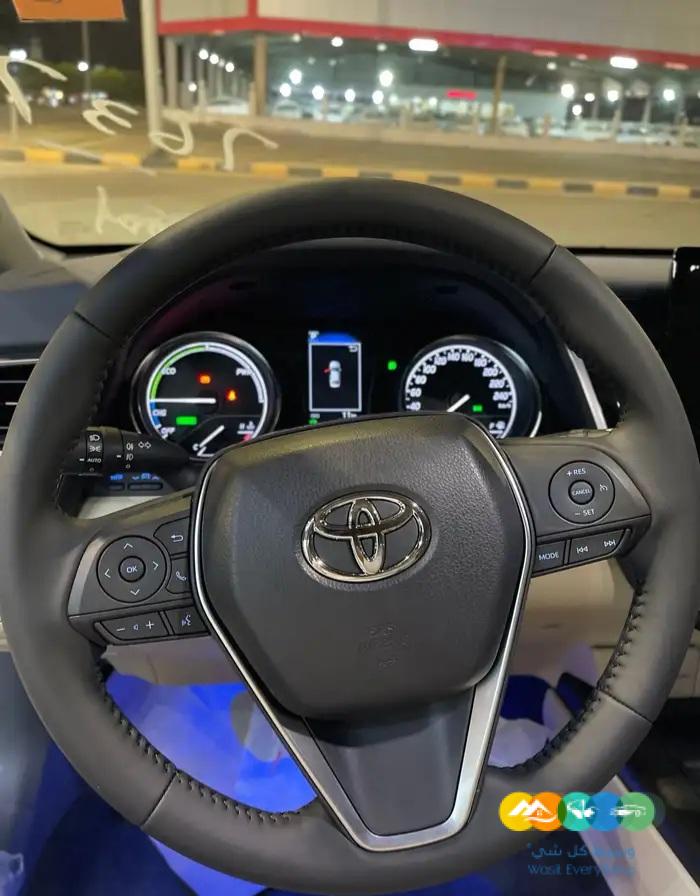 تويوتا كامري جي ال اي هايبرد 2024