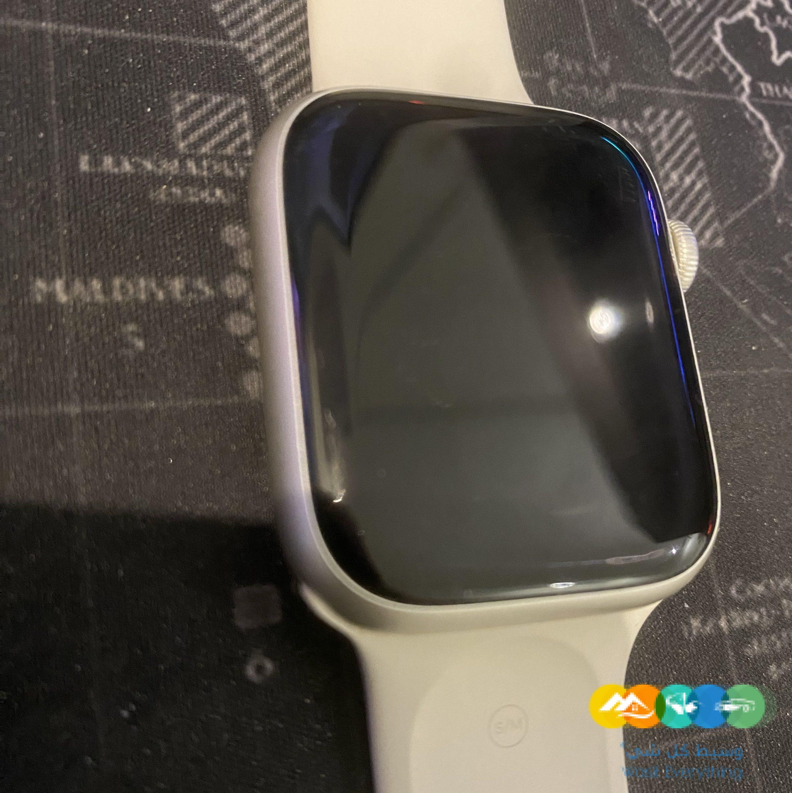 ساعة ابل 8 مقاس 45 نظيفة جدا