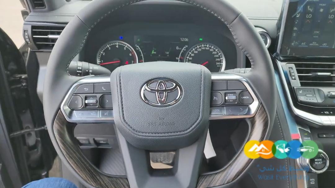 تويوتا لاند كروزر 2022 للبيع vxr توين تيربو