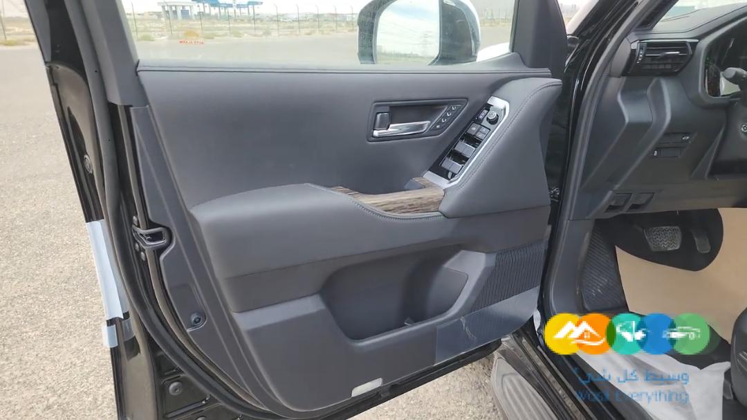 تويوتا لاند كروزر 2022 للبيع vxr توين تيربو