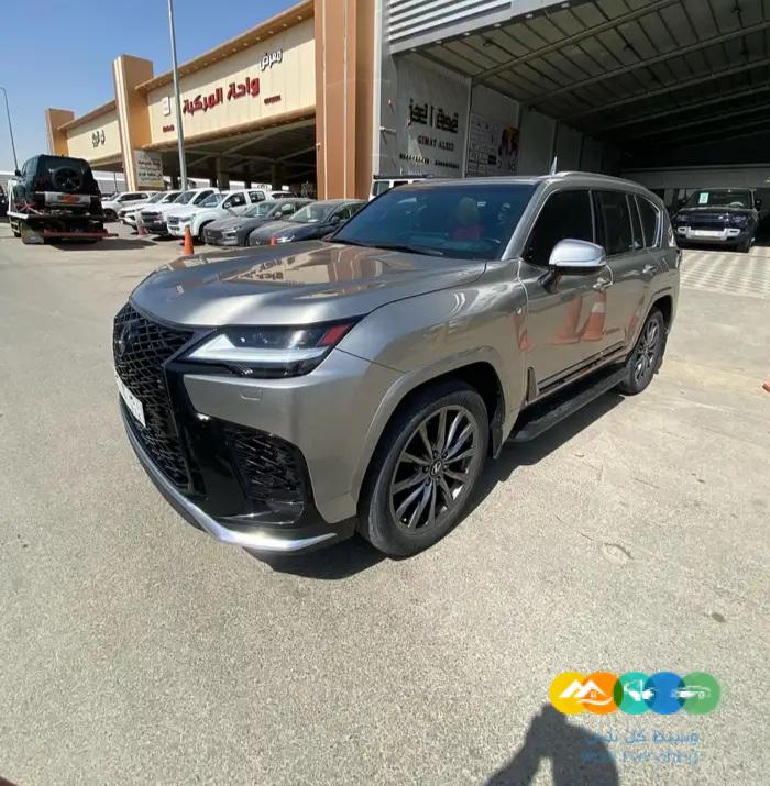 لكزس LX600 – اف سبورت – 2022 – سعودي