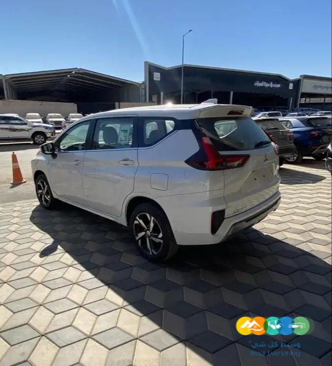 ميتسوبيشي اكسباندر 1500 – جنوط مخمل – 2023