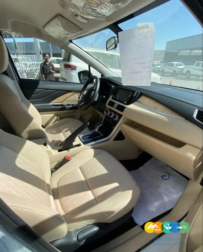 ميتسوبيشي اكسباندر 1500 – جنوط مخمل – 2023