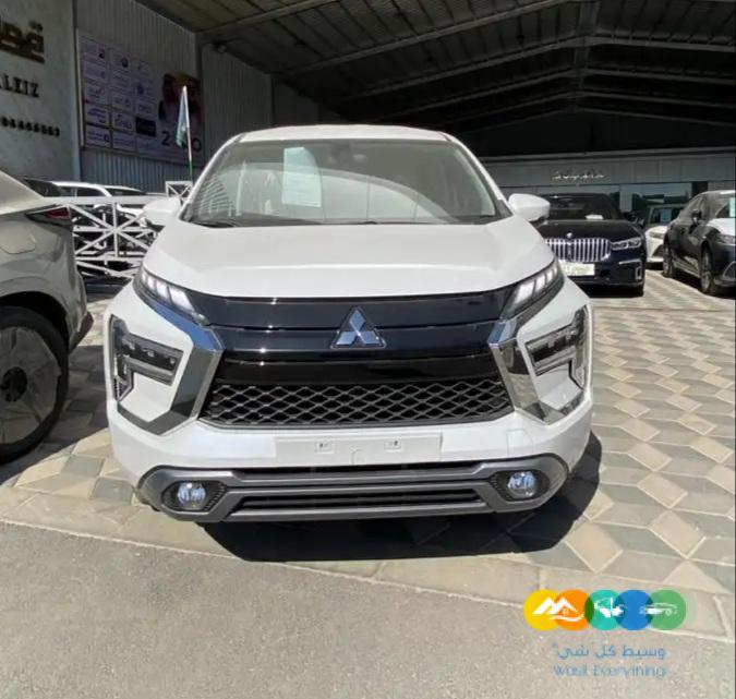 ميتسوبيشي اكسباندر 1500 – جنوط مخمل – 2023