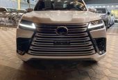 لكزس LX600 – BB – بريمي – فل كامل – 2024