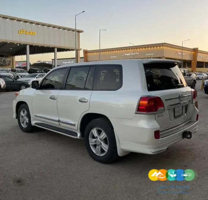 جكسار 2012 V8 فل كامل