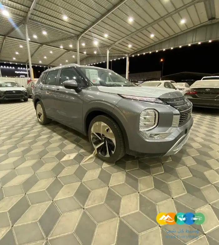 ميتسوبيشي – اوتلاندر- نص فل 7 ركاب