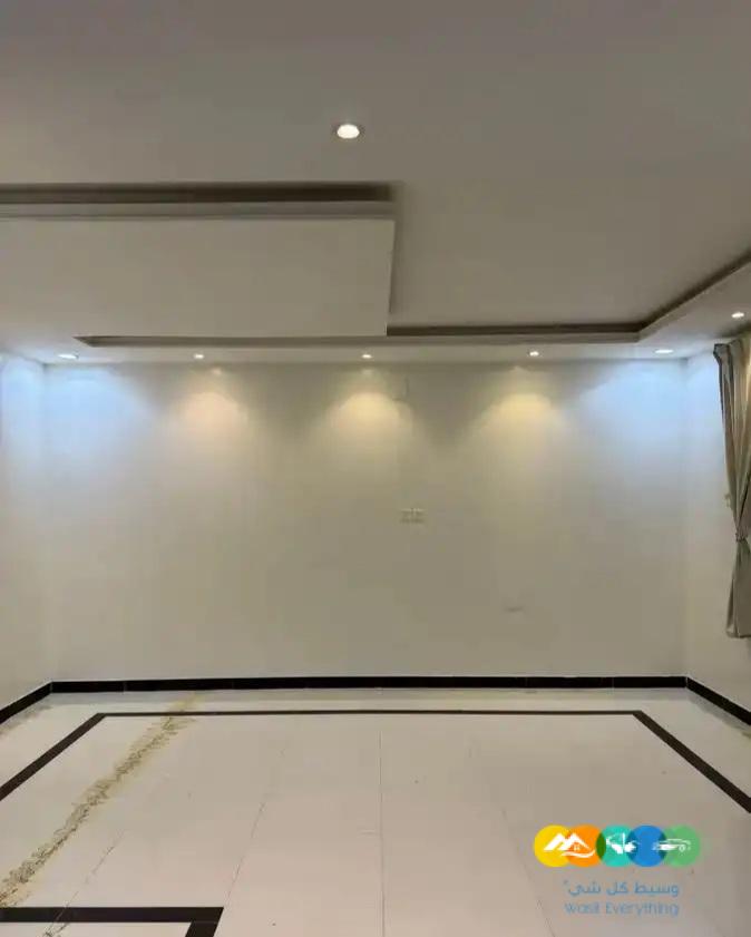 للإيجار دور ارضي ف الرياض حي طويق / تم تاجير