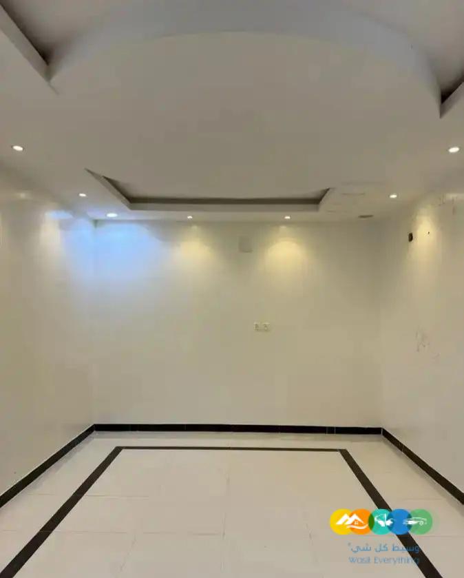 للإيجار دور ارضي ف الرياض حي طويق / تم تاجير