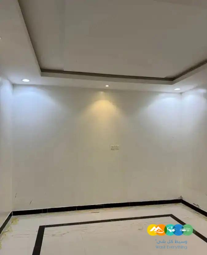 للإيجار دور ارضي ف الرياض حي طويق / تم تاجير