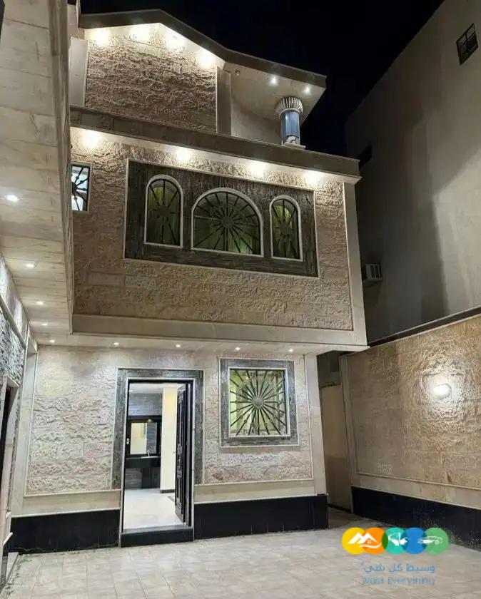 للإيجار دور ارضي ف الرياض حي طويق / تم تاجير