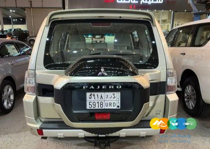 متسوبيشي باجيرو 2017 فل كامل