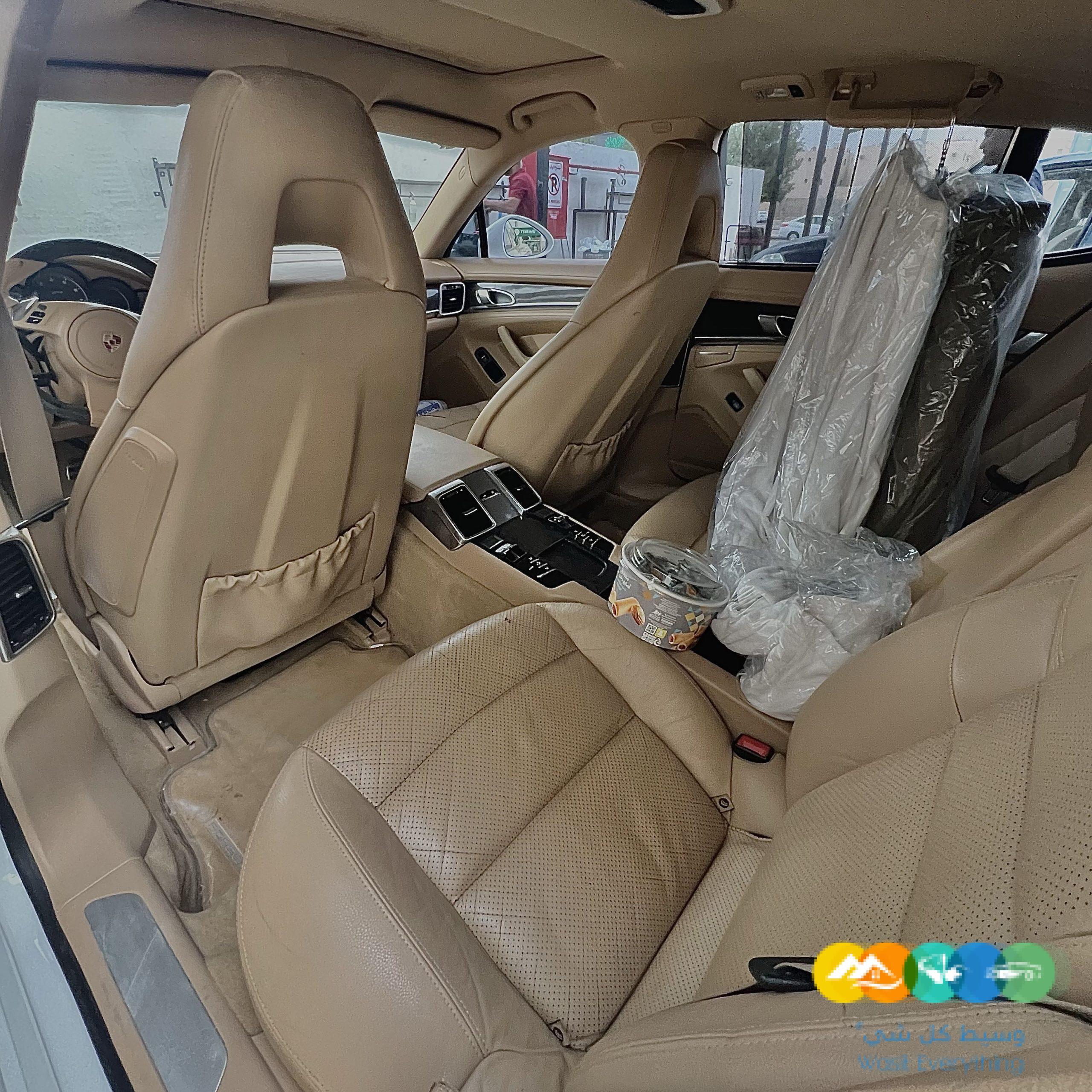 سيارة بورش بانميرا 2011