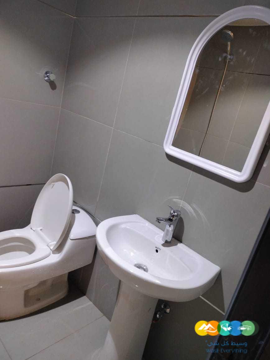 شقة للايجار الرياض حي العارض 3غرف نوم واحدة