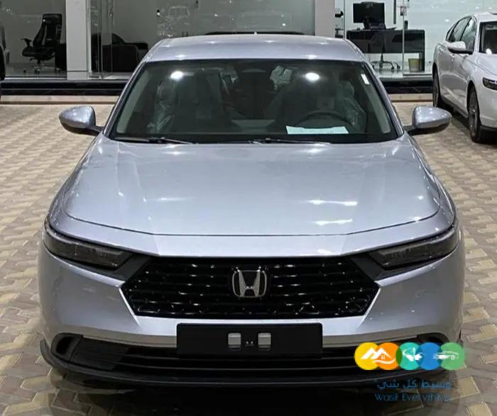 هوندا اكورد LX -2024 لون فضي .سعودي