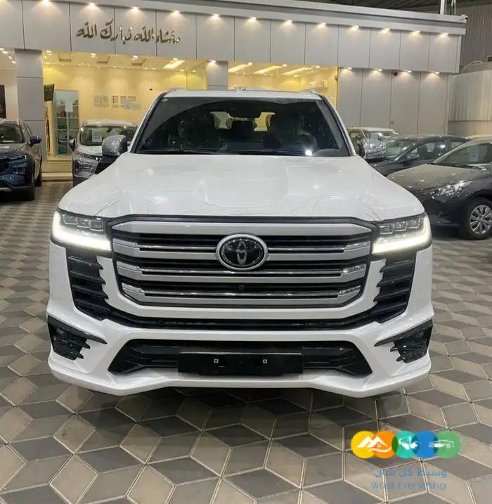 لاندكروزر – VXR – فل كامل – بريمي – جديد