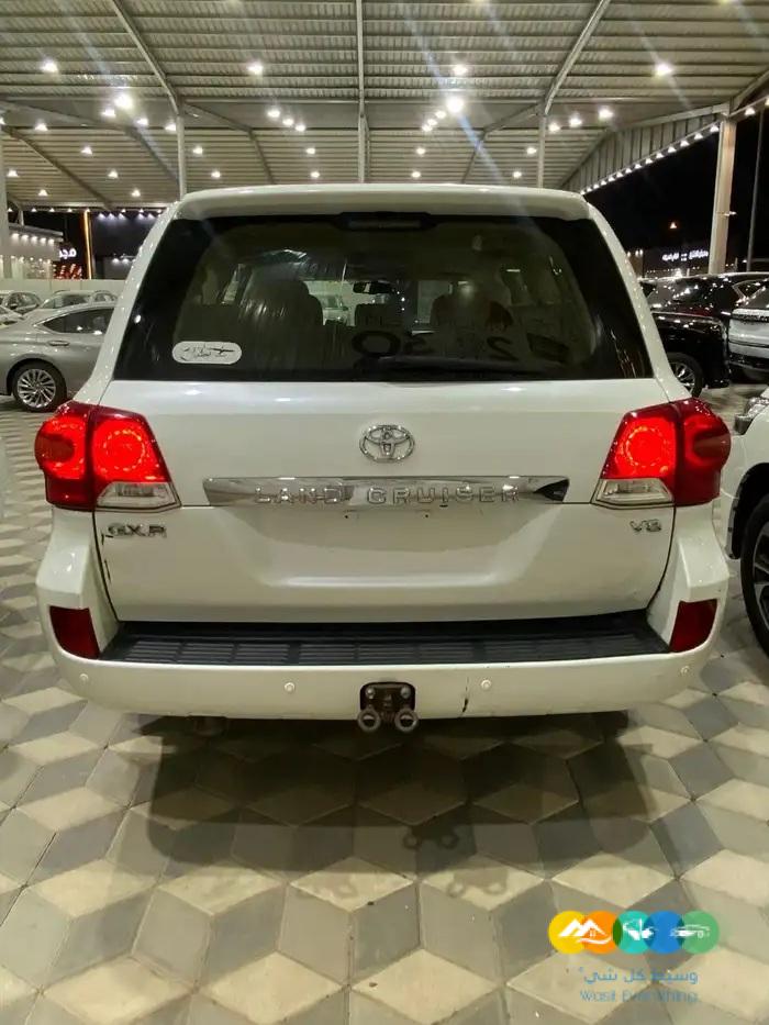 لاندكروزر – جي اكس ار – سعودي – مستعمل – 2012