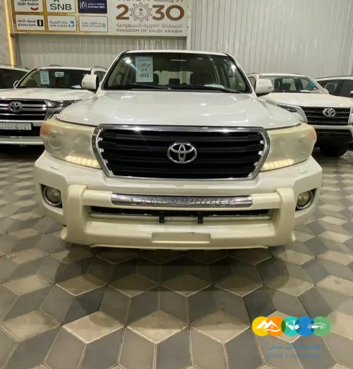 لاندكروزر – جي اكس ار – سعودي – مستعمل – 2012