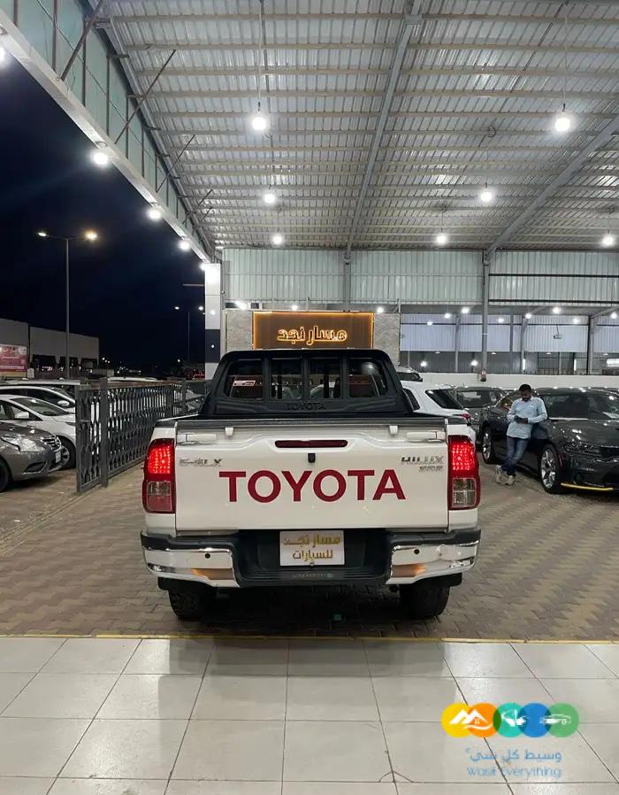 هايلوكس غمارتين موديل 2020 بنزين (( مباعة ))