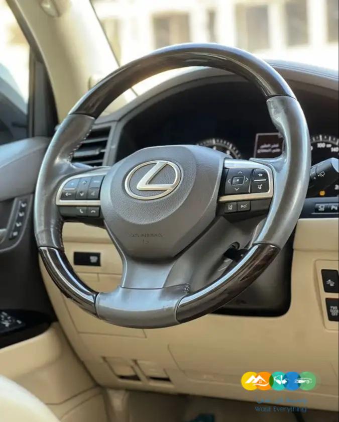 لكزس – LX570 – 2018 – فل كامل / تم البيع