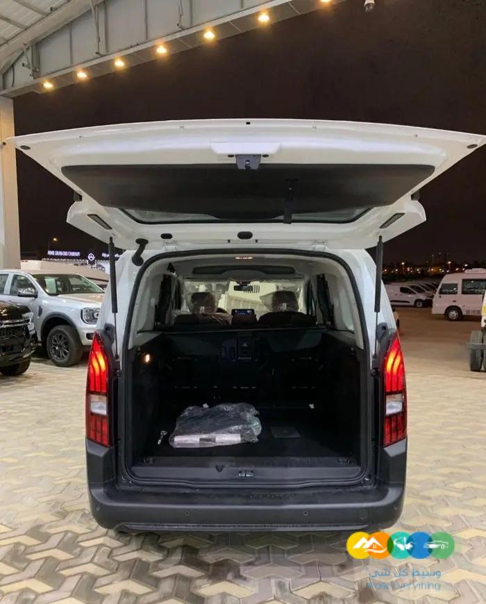 بيجو رفيتر بضاعه 5 راكب ديزل اقل سعر ضمان 10سنوات