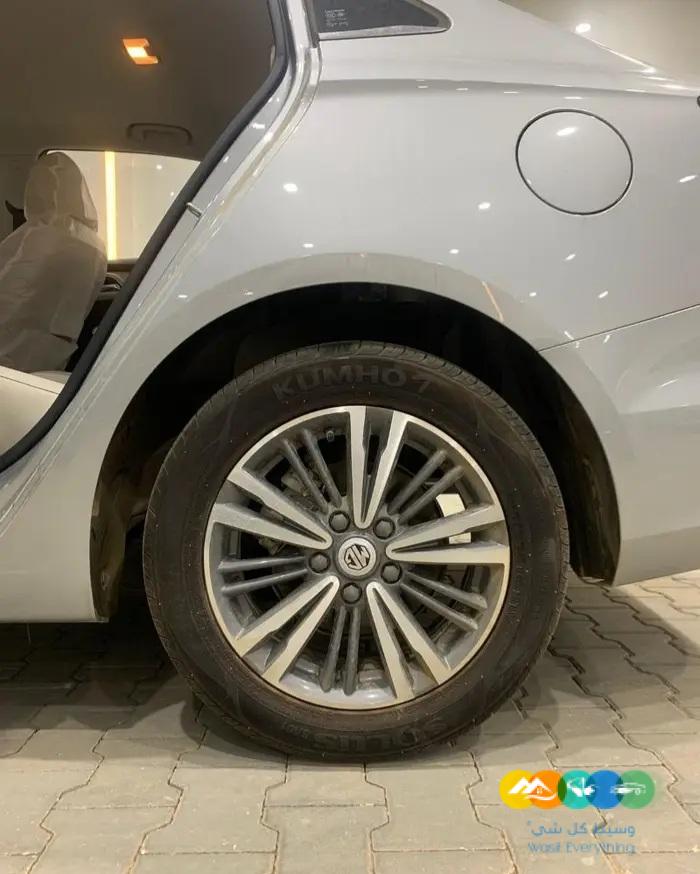 ام جي 5 فل كامل موديل 2023 ضمان 6 سنوات